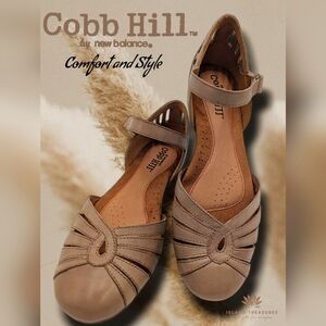 Cobb Hill by New Balance Khaki Flats Decorative Cutouts Sz US 9N / EU 40 Velcro